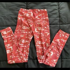 TilYouCollapse Effortless heart booty mosaic leggings